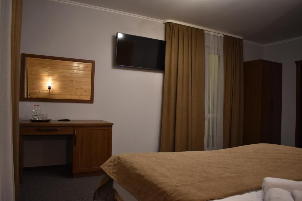 Hotel Князів Двір Bukovel Esterno foto
