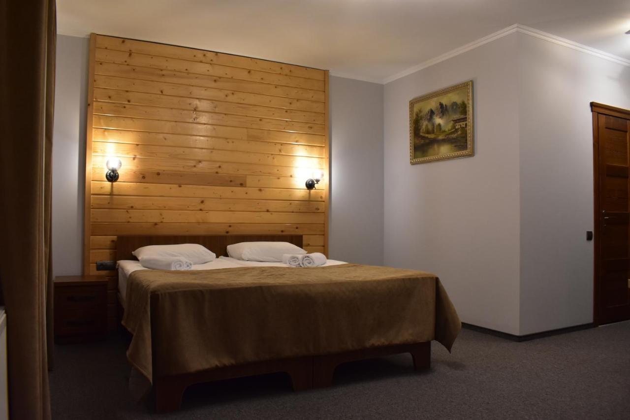 Hotel Князів Двір Bukovel Esterno foto