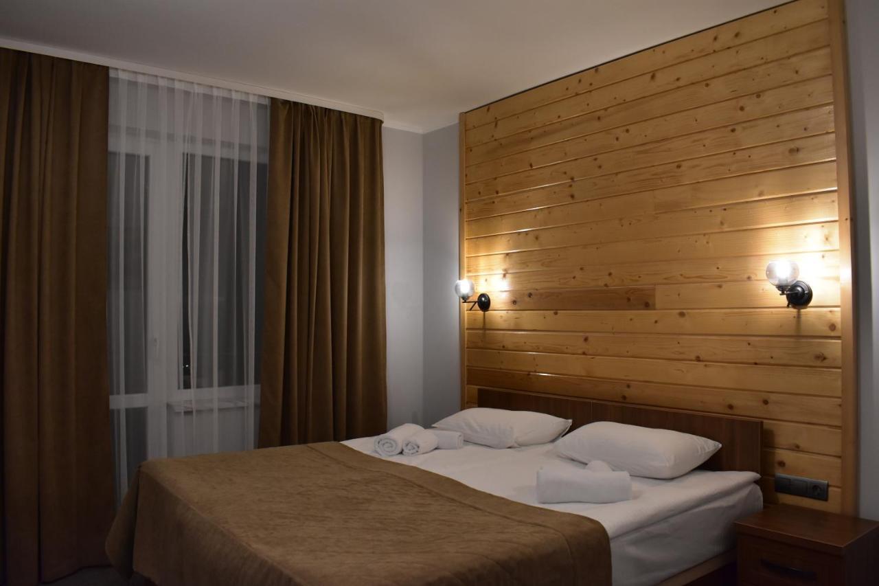 Hotel Князів Двір Bukovel Esterno foto