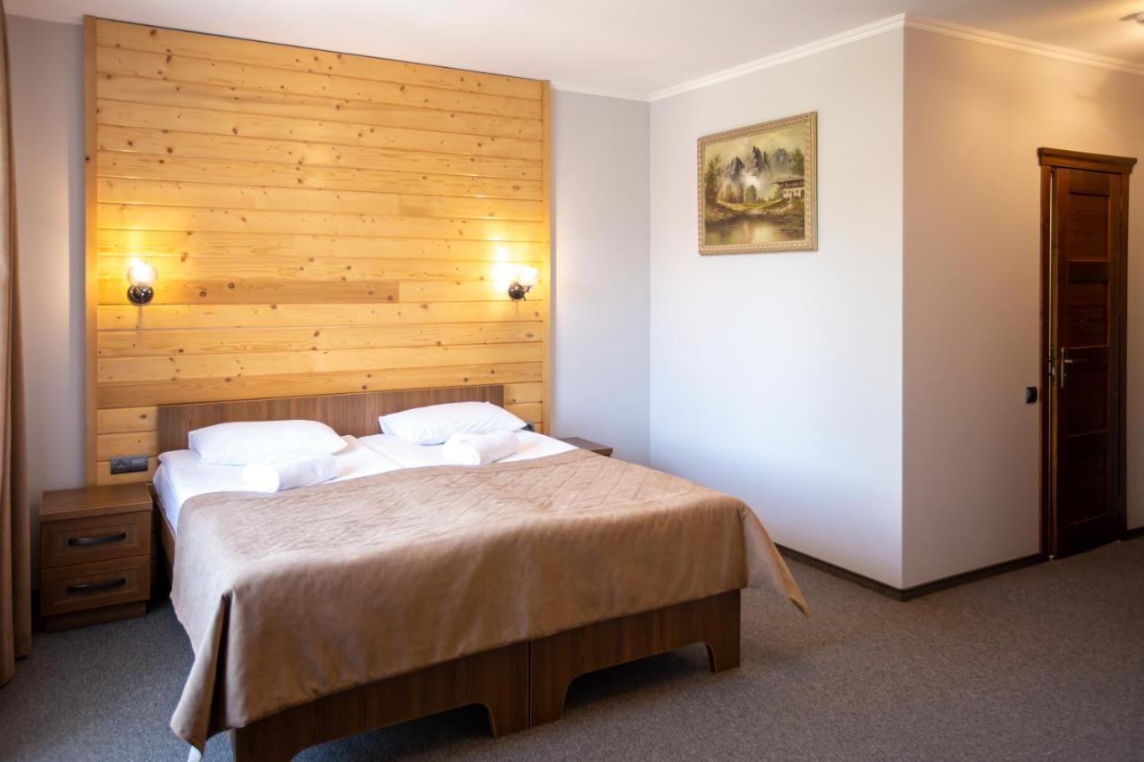 Hotel Князів Двір Bukovel Esterno foto