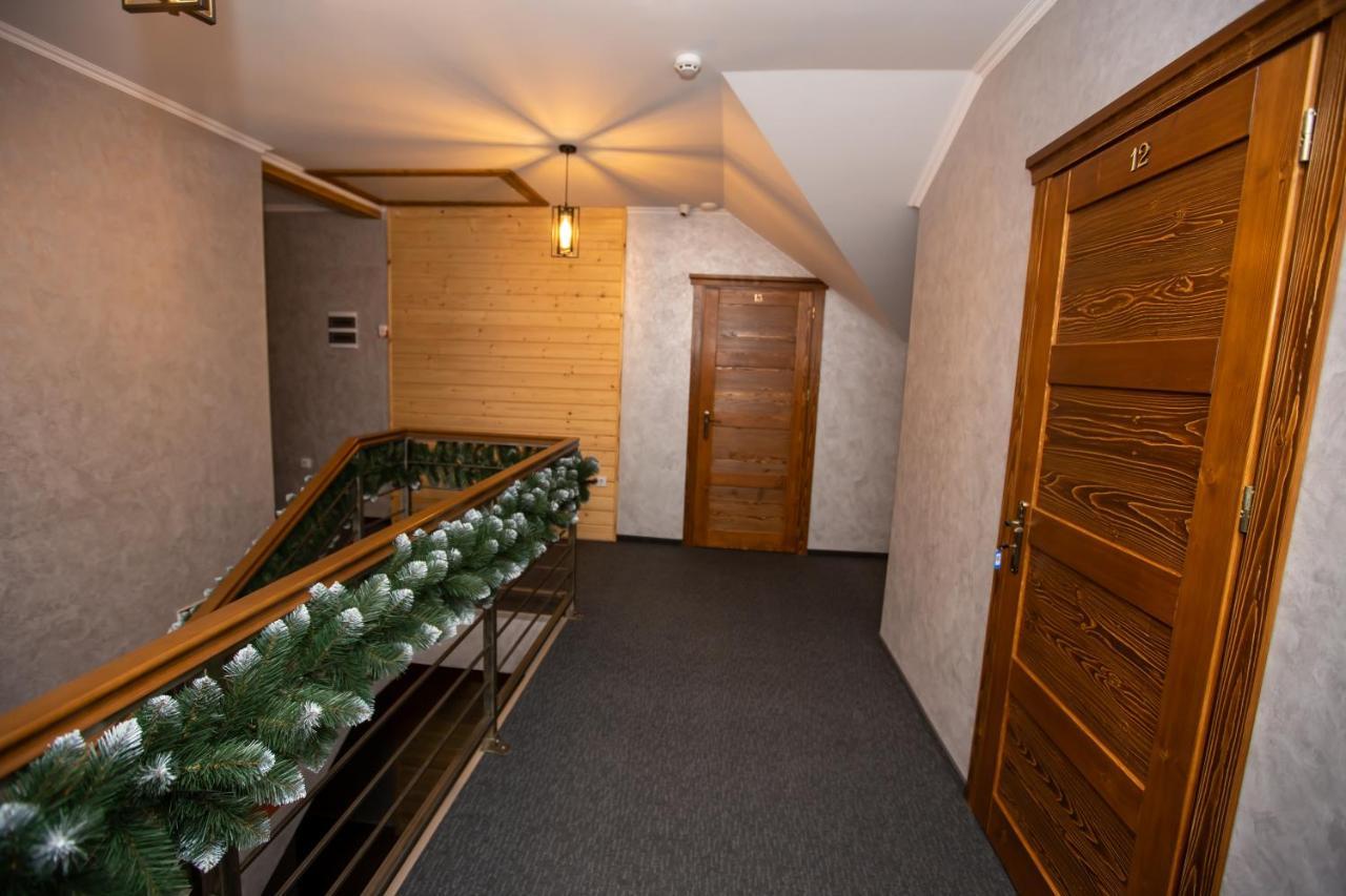 Hotel Князів Двір Bukovel Esterno foto