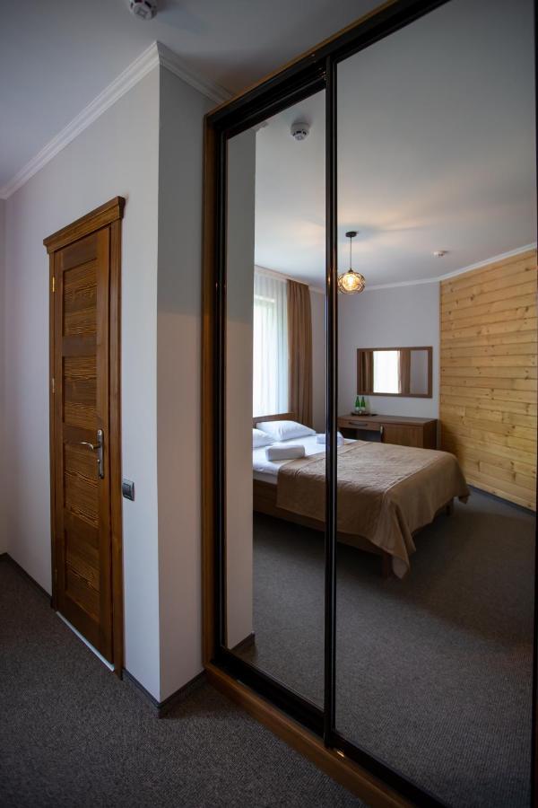 Hotel Князів Двір Bukovel Esterno foto