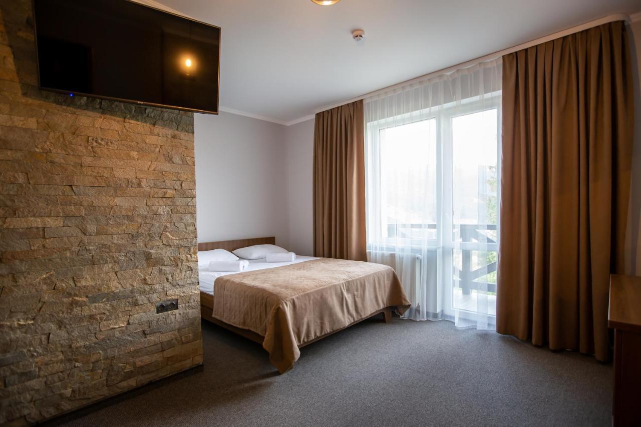 Hotel Князів Двір Bukovel Esterno foto