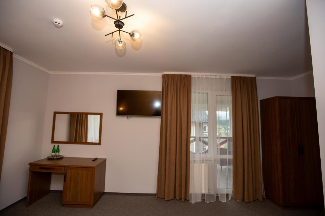 Hotel Князів Двір Bukovel Esterno foto